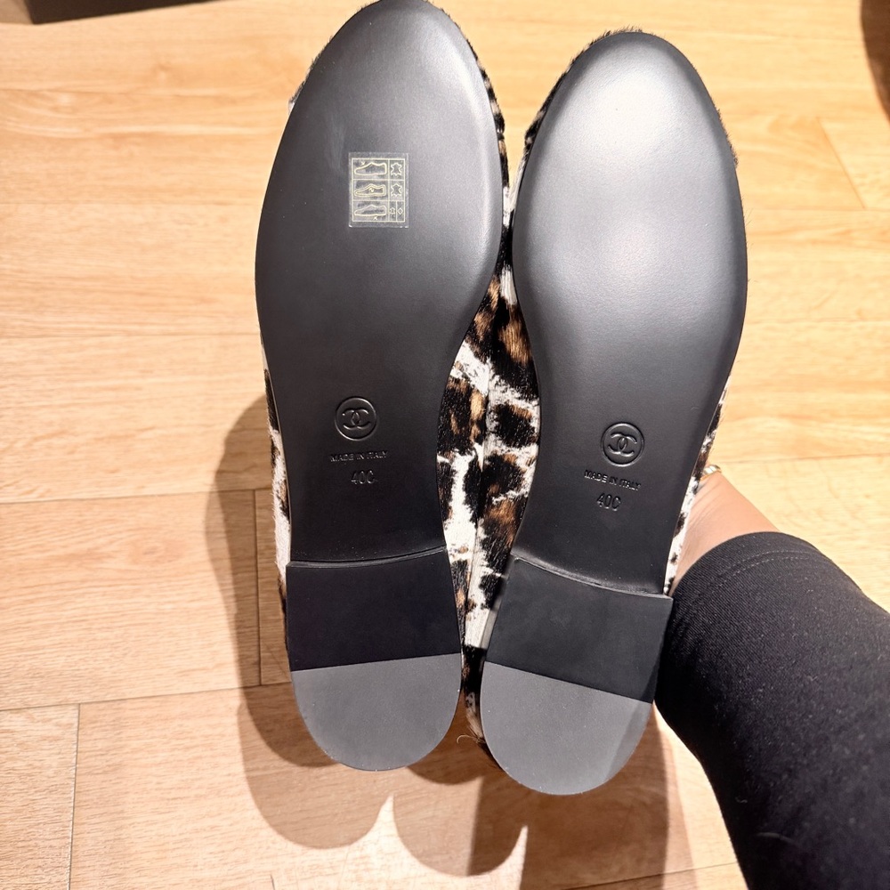 SOLD CHANEL animal Print pony Hair Ballet Flats - Picture 5 of 6